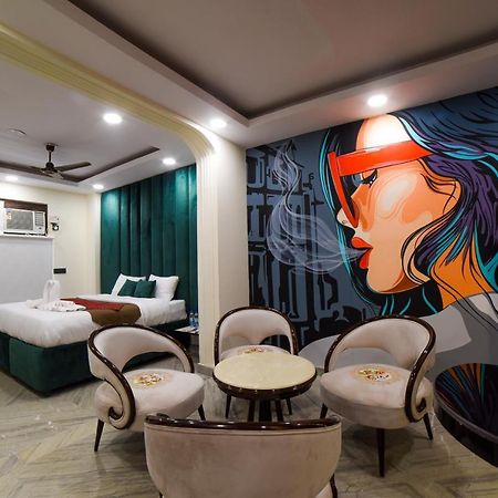 The Twenties Kamla Nagar Hotel New Delhi Buitenkant foto
