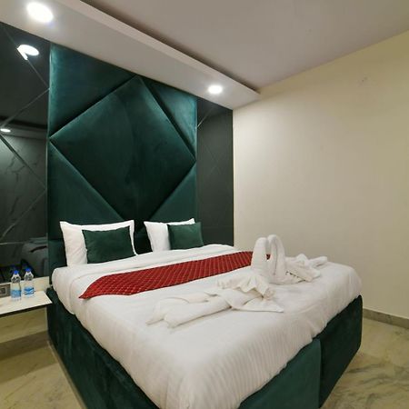 The Twenties Kamla Nagar Hotel New Delhi Buitenkant foto
