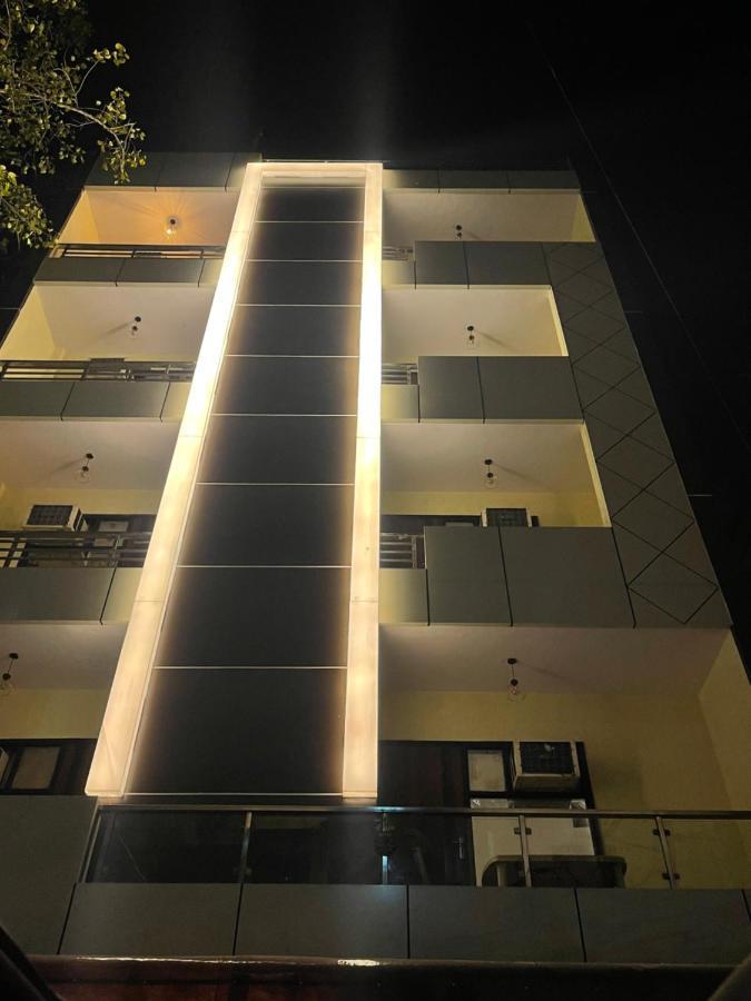 The Twenties Kamla Nagar Hotel New Delhi Buitenkant foto