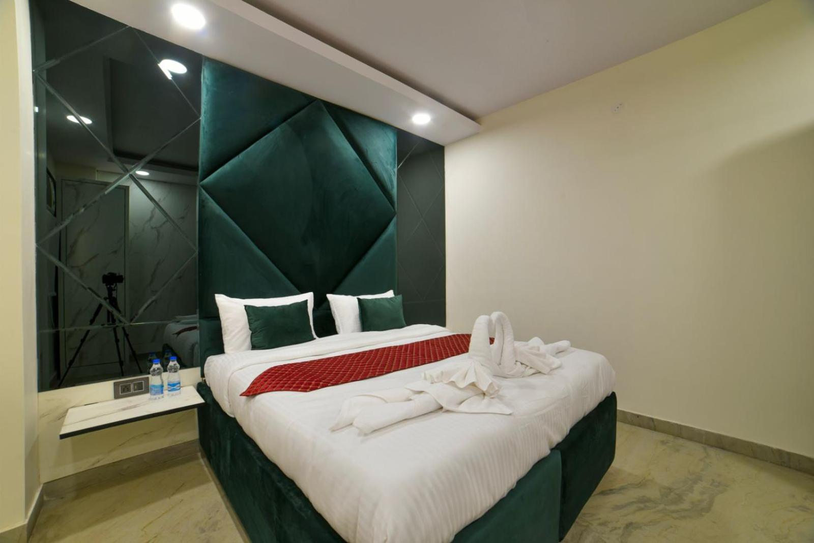 The Twenties Kamla Nagar Hotel New Delhi Buitenkant foto